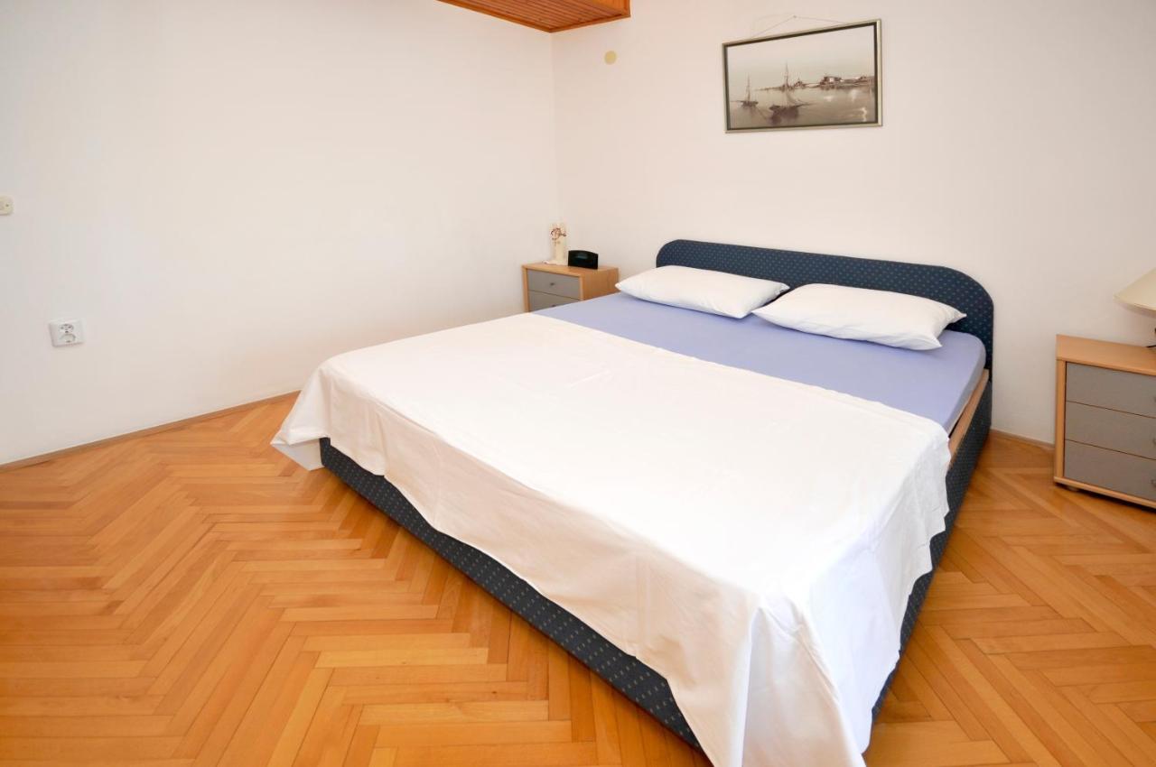 Apartman Elena Trogir Exterior foto